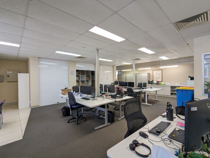 2b/12 Neil Street, Toowoomba City QLD 4350
