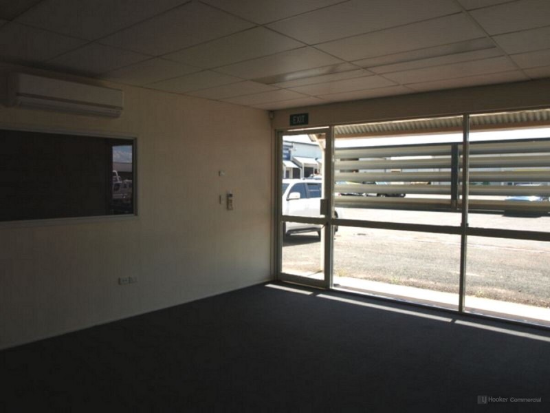 6/110 Raglan Street, Roma QLD 4455