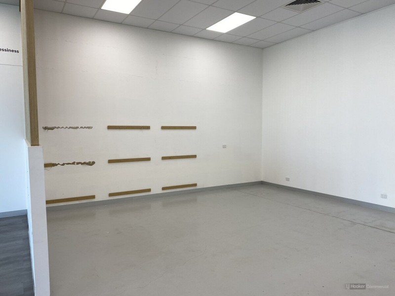 2/233-235 James Street, Toowoomba QLD 4350