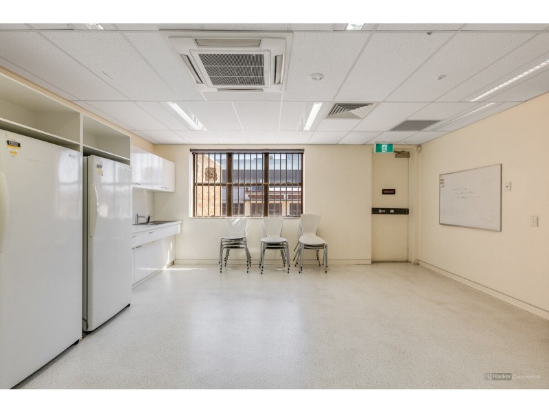 439 Ruthven Street, Toowoomba City QLD 4350