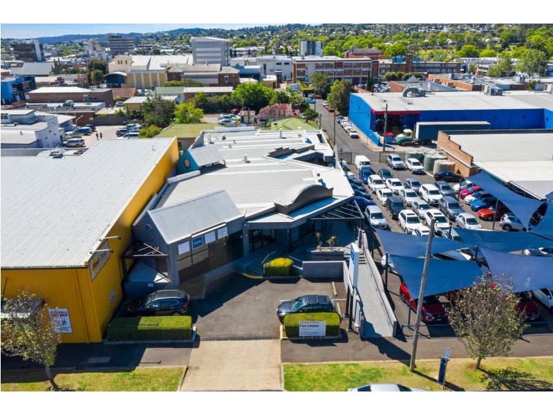 1/131a Herries Street, Toowoomba City QLD 4350