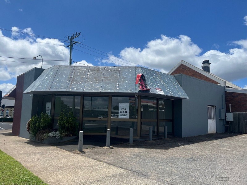 2/120A Herries Street, East Toowoomba QLD 4350