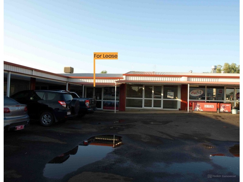 2/90 Raglan Street, Roma QLD 4455