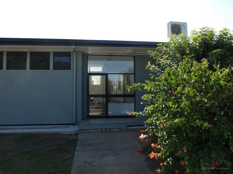 35 McDowall Street, Roma QLD 4455
