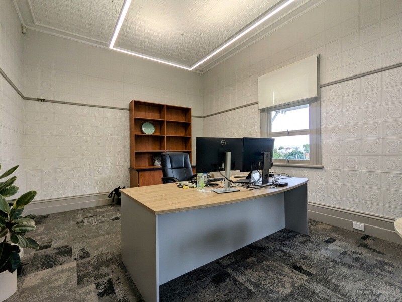 Level One/100 Margaret Street, East Toowoomba QLD 4350