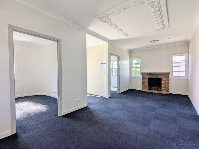 2b Phillip Street, East Toowoomba QLD 4350