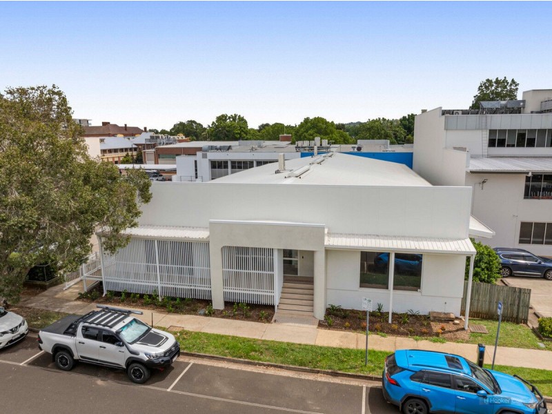 7-9 Clopton Street, East Toowoomba QLD 4350
