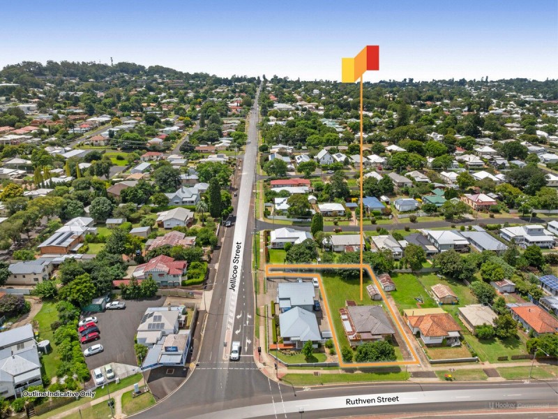 184 Ruthven Street, North Toowoomba QLD 4350