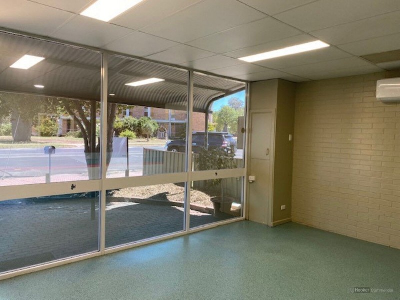 133a McDowall Street, Roma QLD 4455