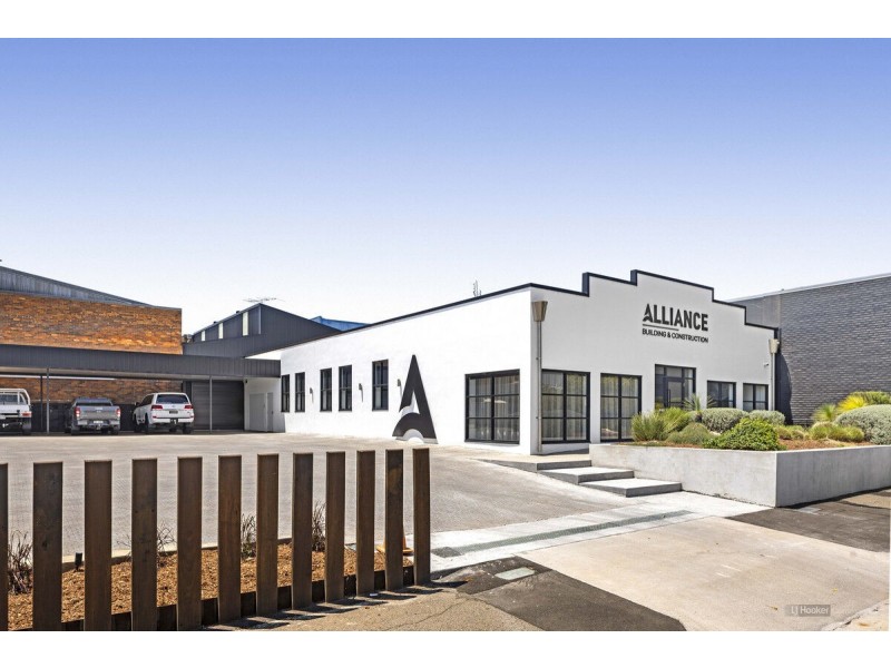 48-50 Water Street, Toowoomba QLD 4350