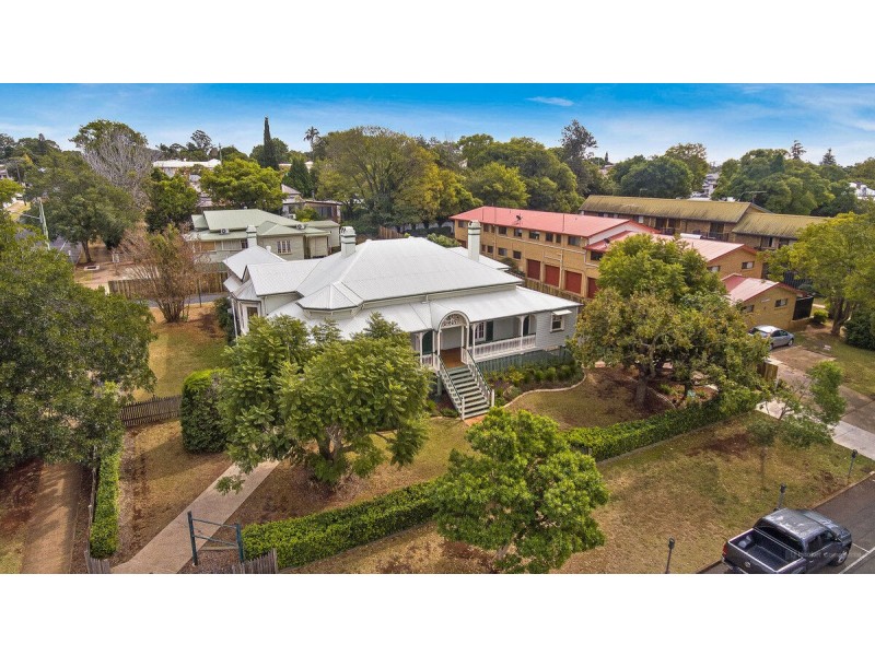 327A Margaret Street, Toowoomba City QLD 4350