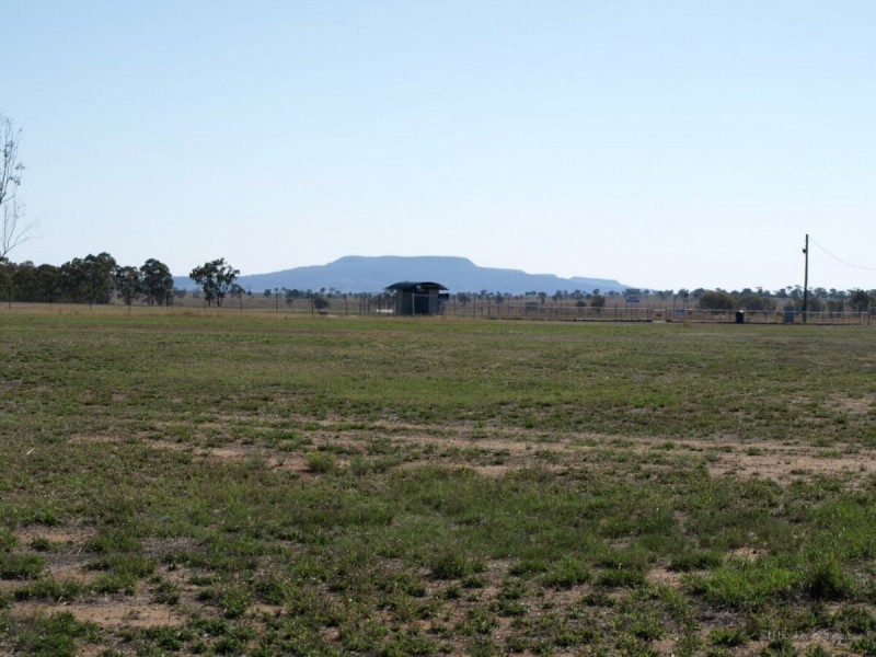 13 Airport Drive, Injune QLD 4454