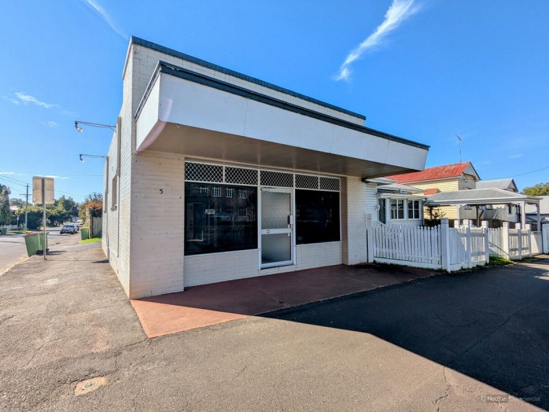25 Taylor Street, Toowoomba City QLD 4350