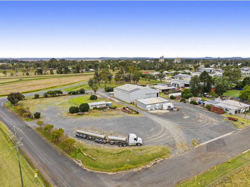 39-51 Queen Street, Oakey QLD 4401