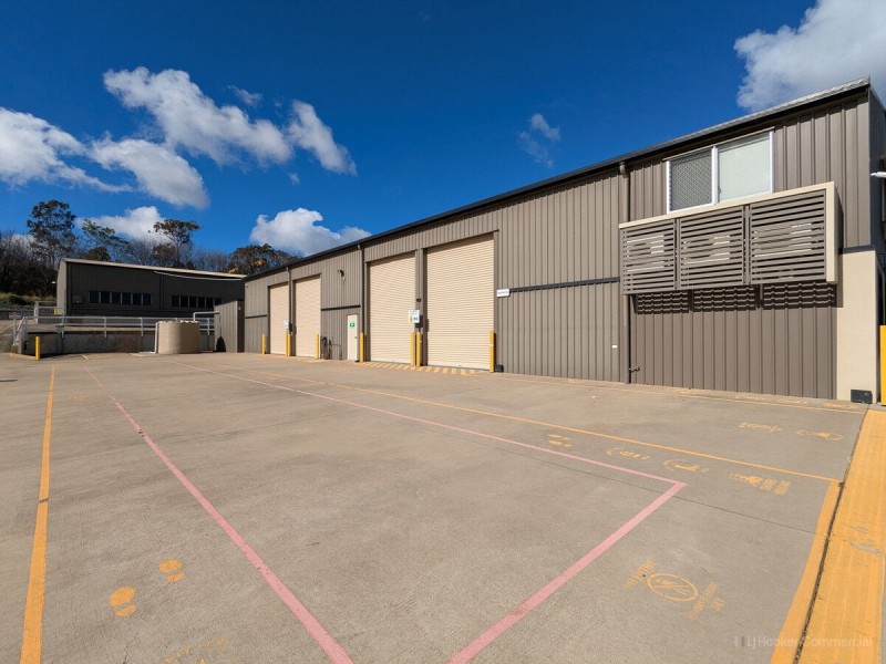 318-320 Anzac Avenue, Harristown QLD 4350