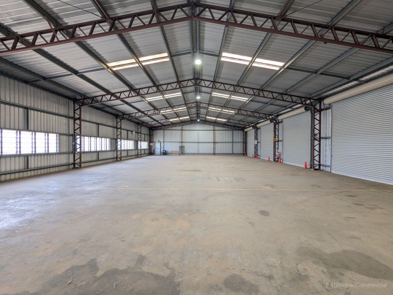 318-320 Anzac Avenue, Harristown QLD 4350