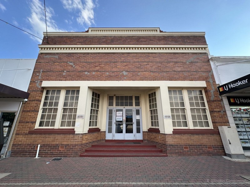72 McDowall Street, Roma QLD 4455