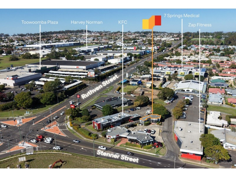 3/360-362 Stenner Street, Kearneys Spring QLD 4350