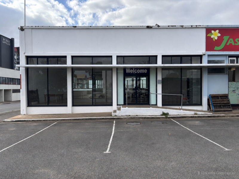 Shop 2/139 Herries Street, Toowoomba City QLD 4350