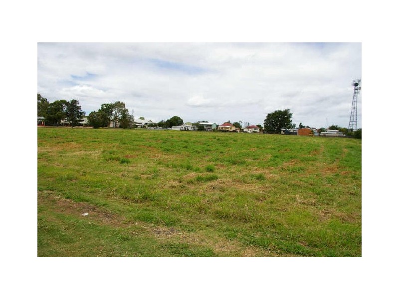 Canning & Condamine Streets, Warwick QLD 4370
