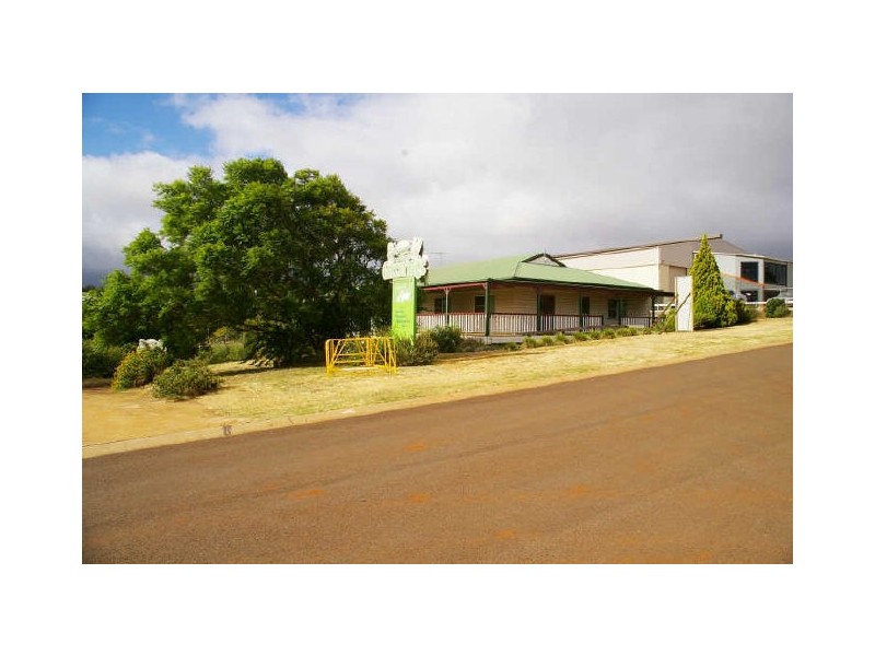 17 Freighter Avenue, Toowoomba QLD 4350