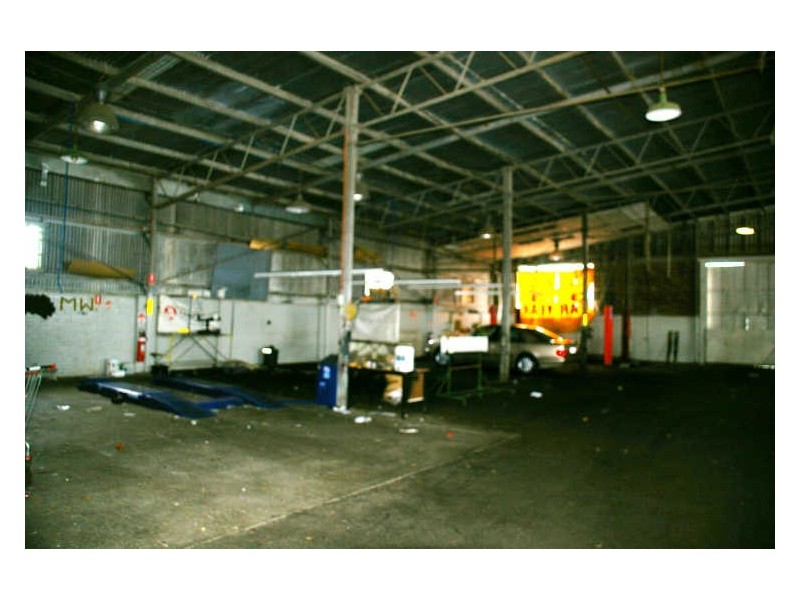 Shed A/109 Neil Street, Toowoomba City QLD 4350