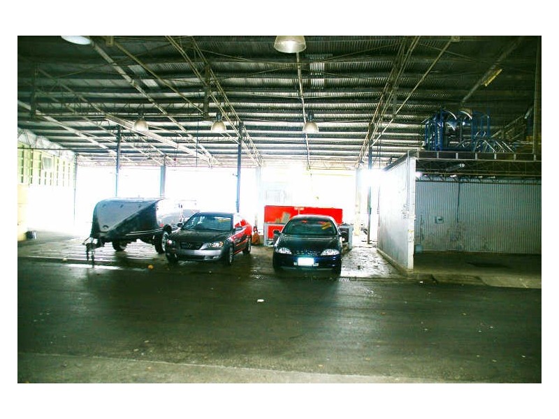 Shed A/109 Neil Street, Toowoomba City QLD 4350