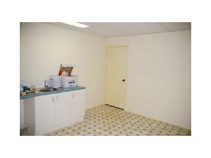 Ground/160 Hume Street, Toowoomba QLD 4350