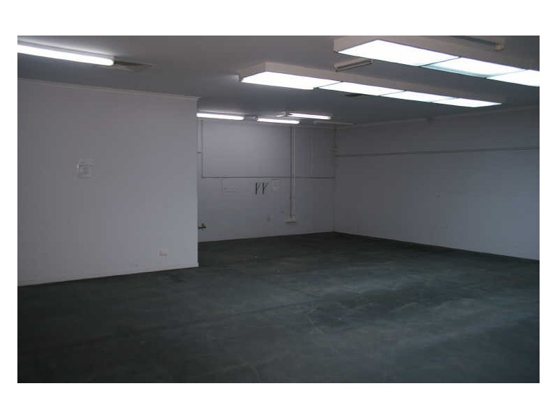 16/489-491 South Street, Harristown QLD 4350