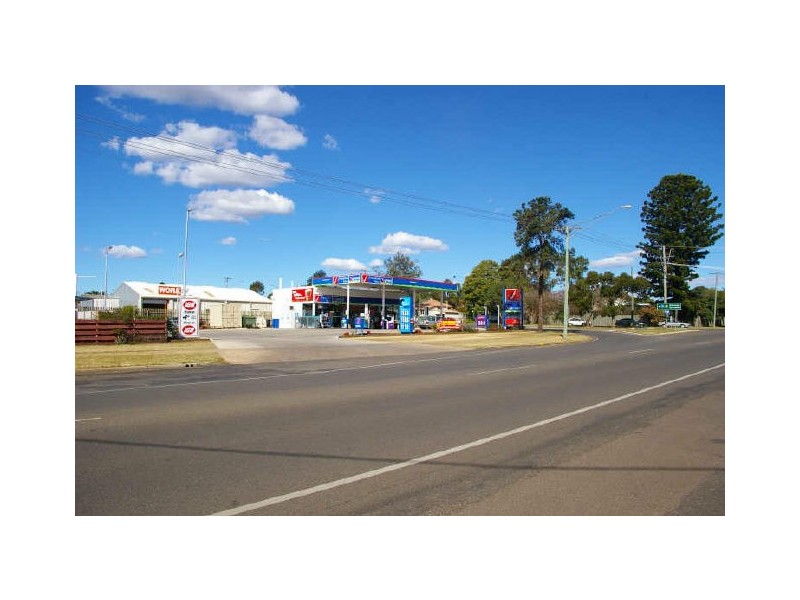 48 Knight Street, Kingaroy QLD 4610