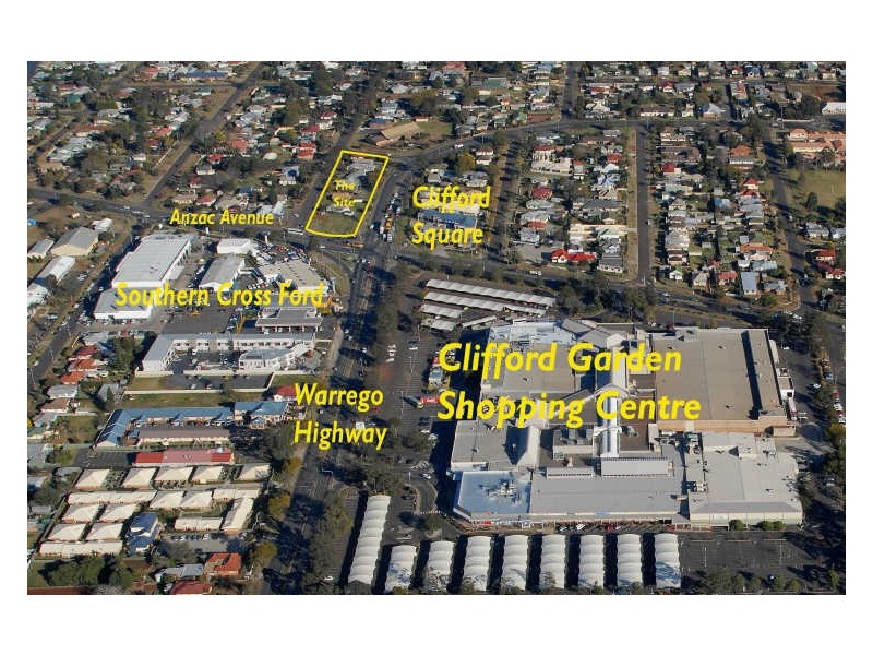 Anzac Avenue & Glenvale Road, Toowoomba QLD 4350