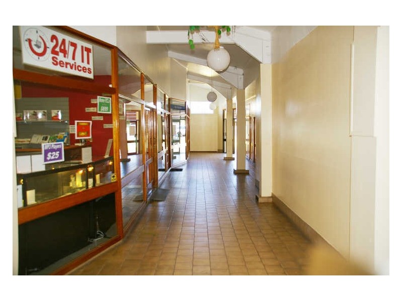 Shop 5/24 New Street, Dalby QLD 4405