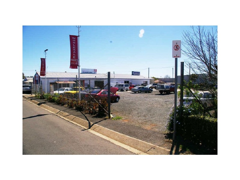 1A Dexter Street, Toowoomba QLD 4350