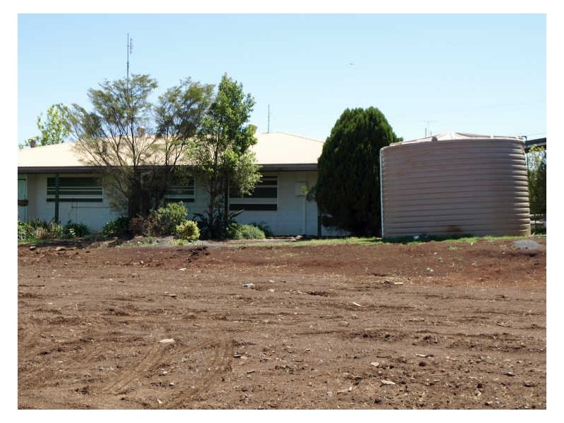 16 Cumners Road, Torrington QLD 4350