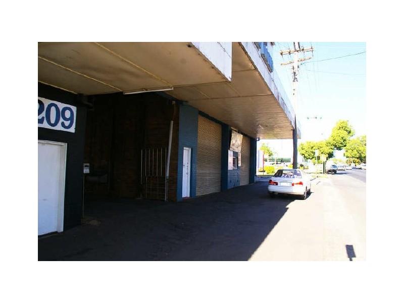 Shed 4/209 James Street, Toowoomba QLD 4350