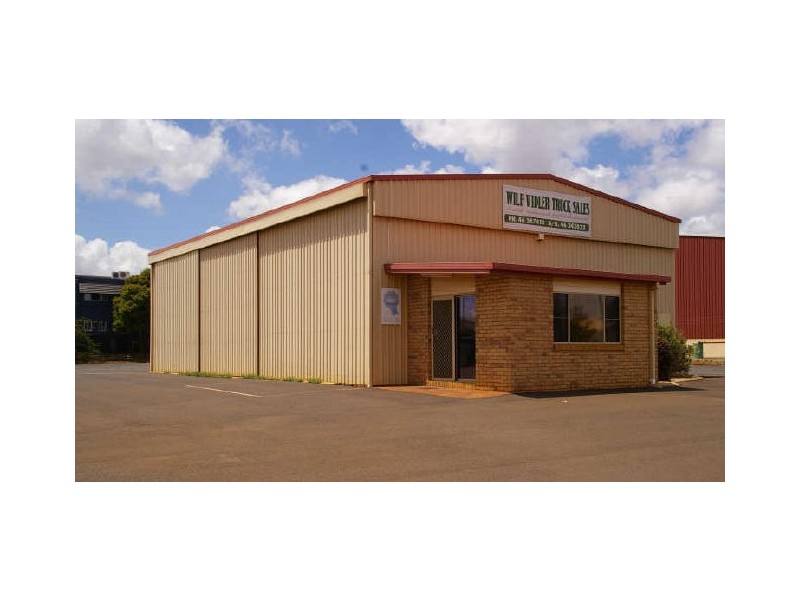 262 McDougall Street, Toowoomba QLD 4350