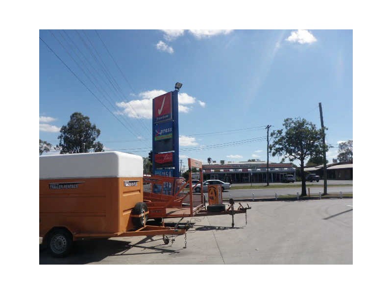 8 Drayton Street, Dalby QLD 4405