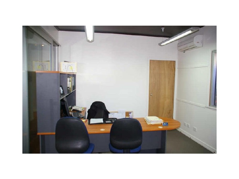 Back/ Crn Taylor & Railway Streets, Toowoomba QLD 4350