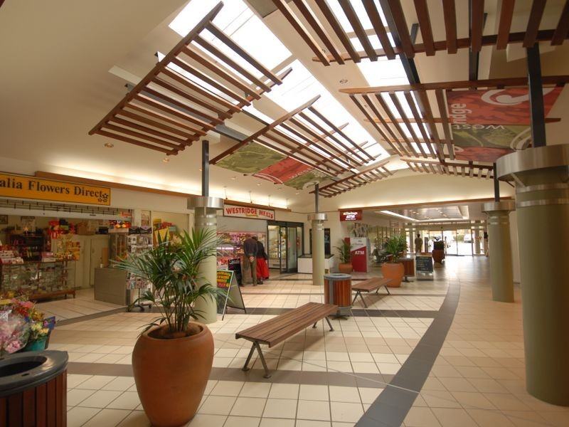 Shop 22/300 West Street, Kearneys Spring QLD 4350