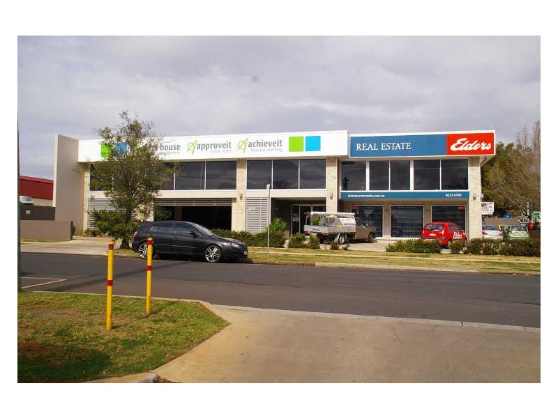 Upstairs Suite/202 Hume Street, Toowoomba City QLD 4350