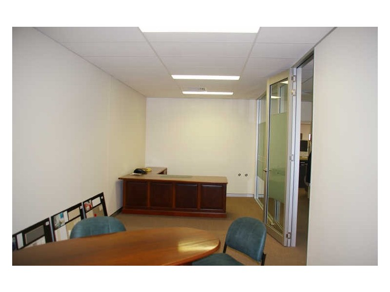 Upstairs Suite/202 Hume Street, Toowoomba City QLD 4350