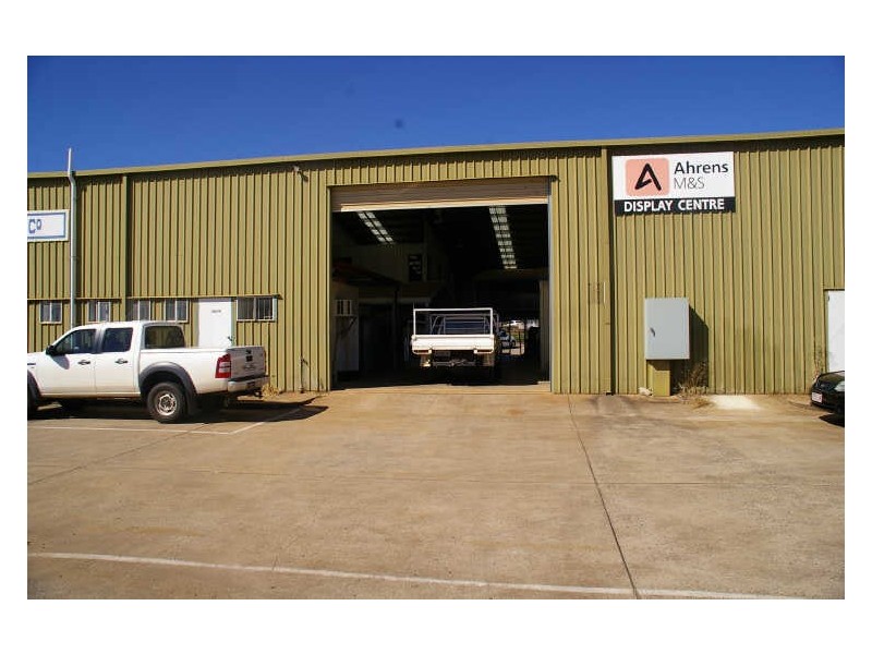 347 – 349 Taylor Street, Wilsonton QLD 4350