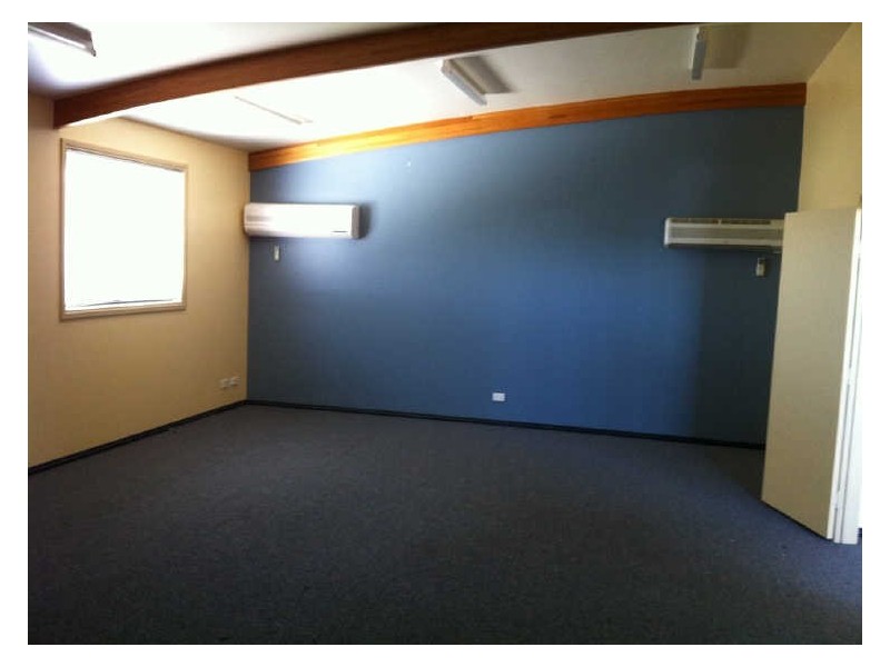 30 Nicholson Street, Dalby QLD 4405