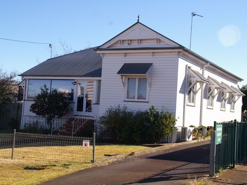 7 Thomas Street, Toowoomba City QLD 4350