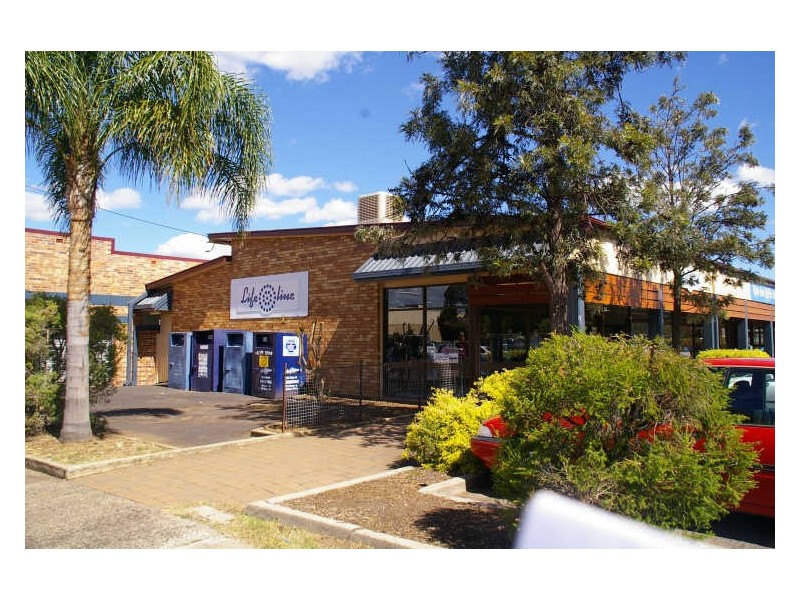 Shop 6/24 New Street, Dalby QLD 4405