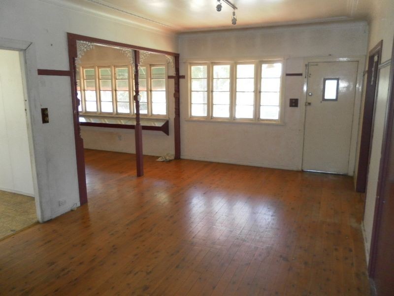 208 James Street, South Toowoomba QLD 4350