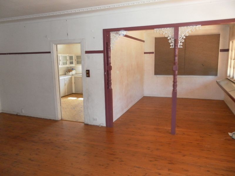 208 James Street, South Toowoomba QLD 4350