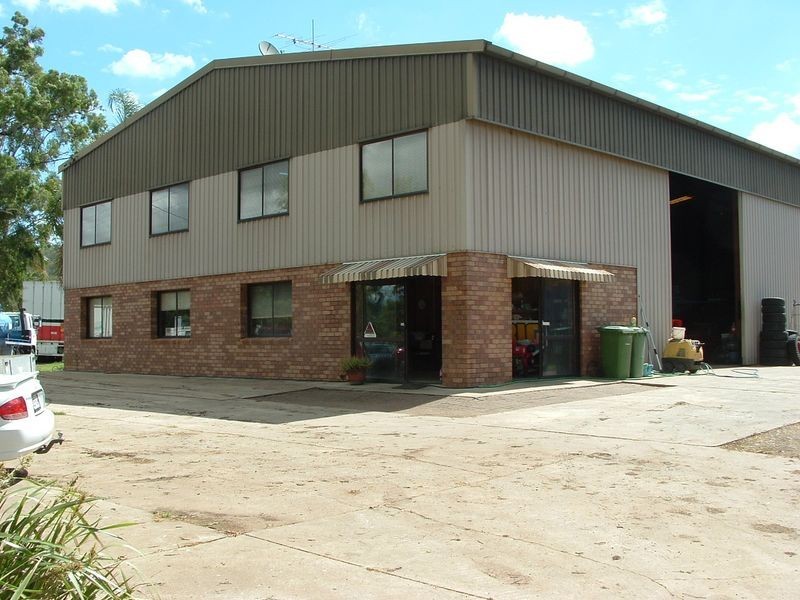 8700 Warrego Highway, Withcott QLD 4352