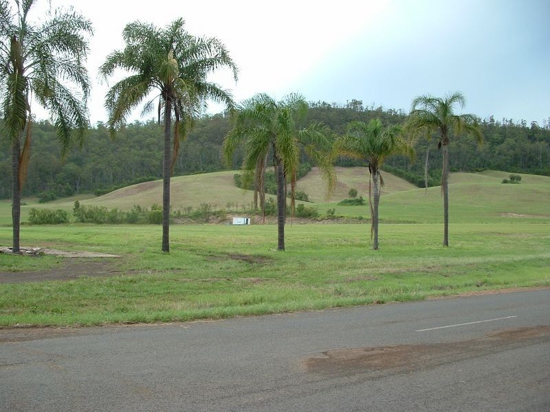 8700 Warrego Highway, Withcott QLD 4352