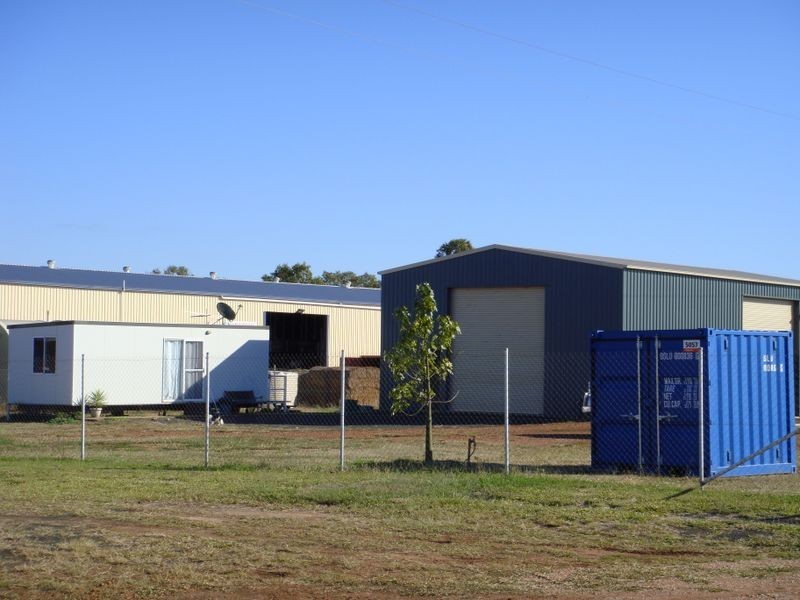 1/1-7 George Street (Warrego Highway), Wallumbilla QLD 4428